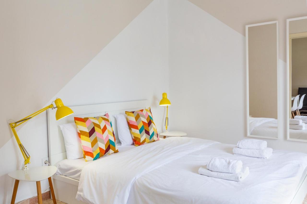 Psirri Place Economy Apartments Centrally Located Атина Екстериор снимка